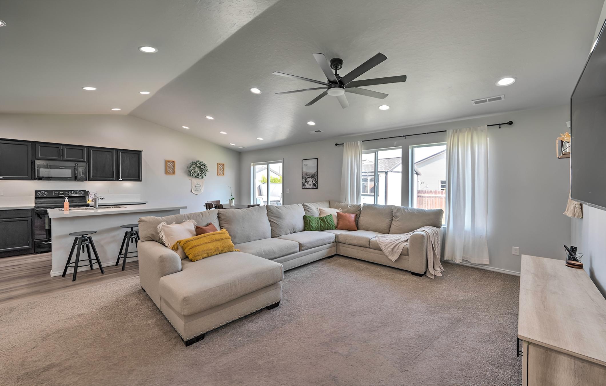 Cozy Caldwell Abode w/ Hot Tub ~ 3 Mi to Dtwn view 2