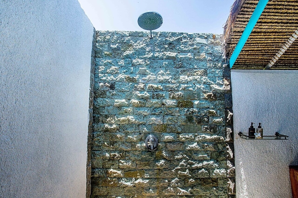 Water Blow Huts