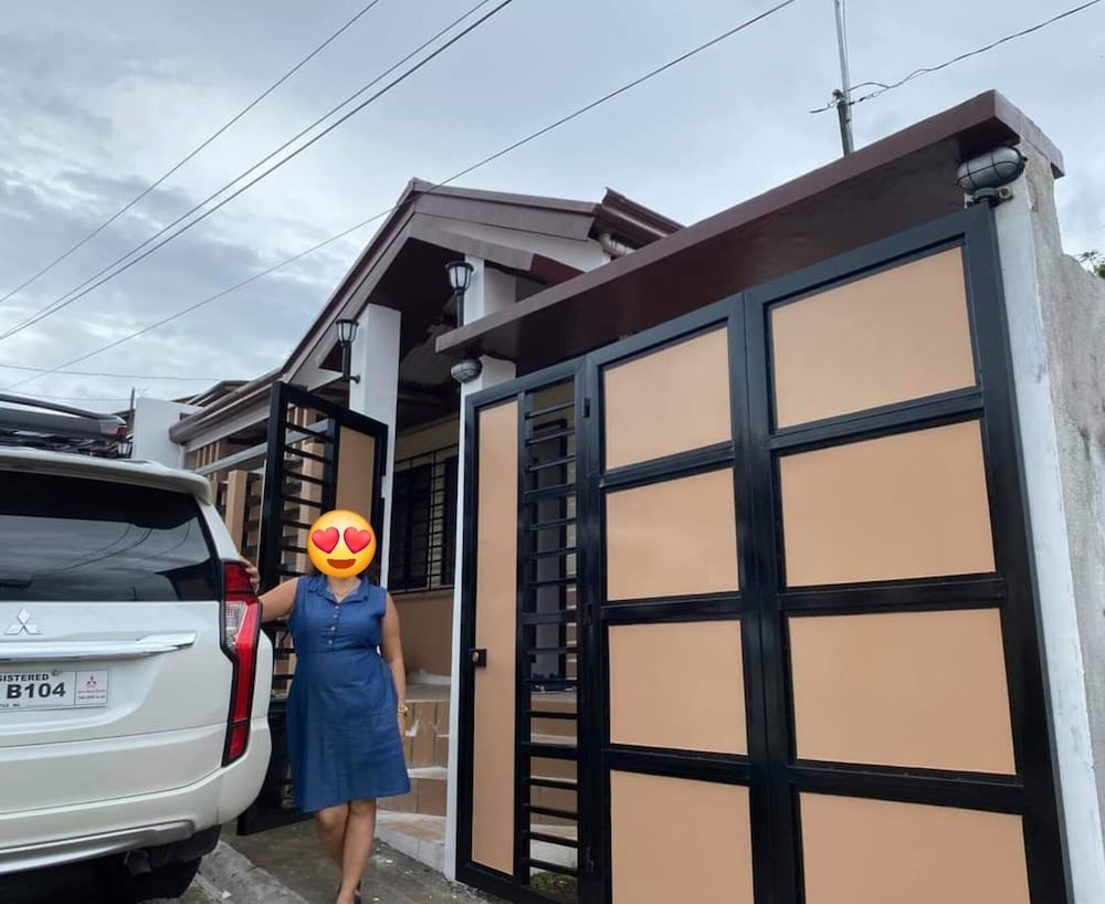 3 Bedroom Fully Furnished Aircon House With Free Car Park