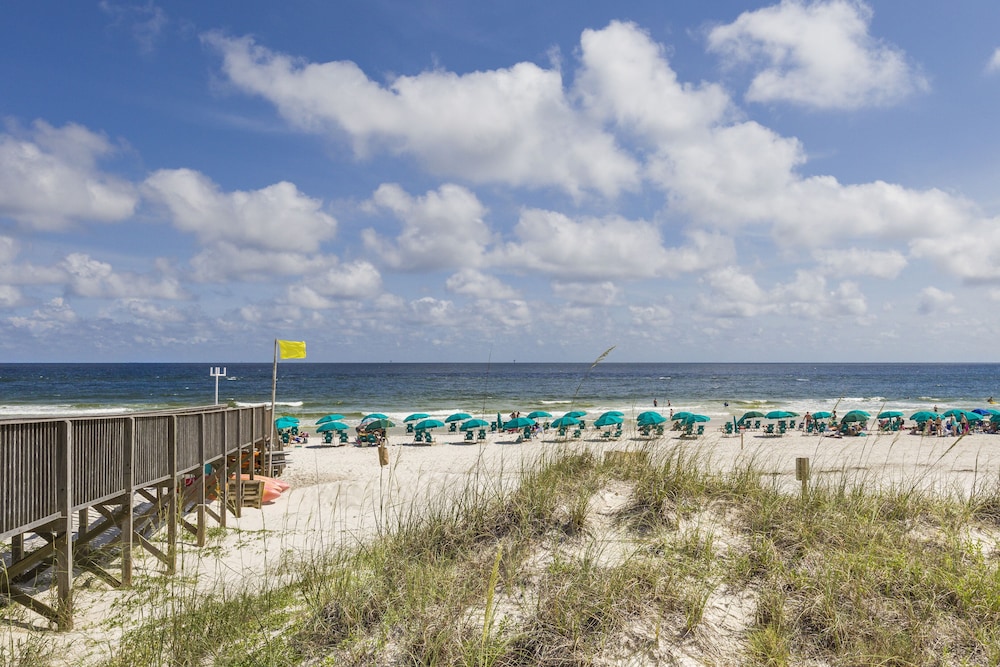 Beach Club 708D