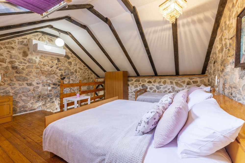 Rustical Resort Kokorići With Shared Outdoor Swimming Pool