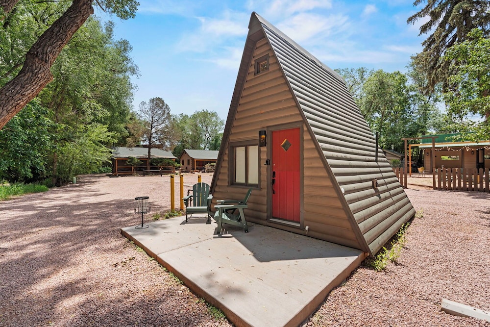 Timber Lodge Cabins 25