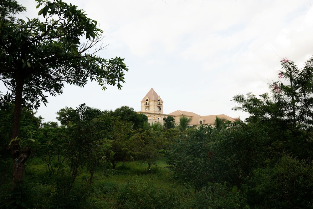 Hotel Irada Pune Wine Country