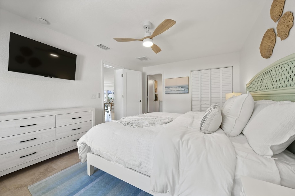 Latitude Adjustment Ami 3 Bedroom Home
