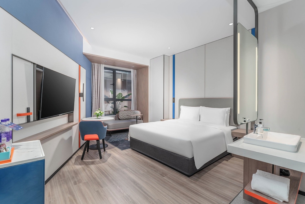 Holiday Inn Express Yinchuan Yuehai by IHG