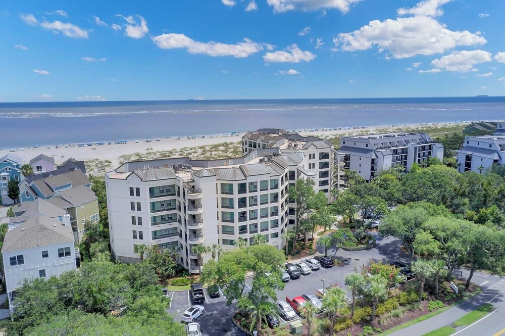 307 Summerhouse by Avantstay Oceanfront, View, Shared Pool