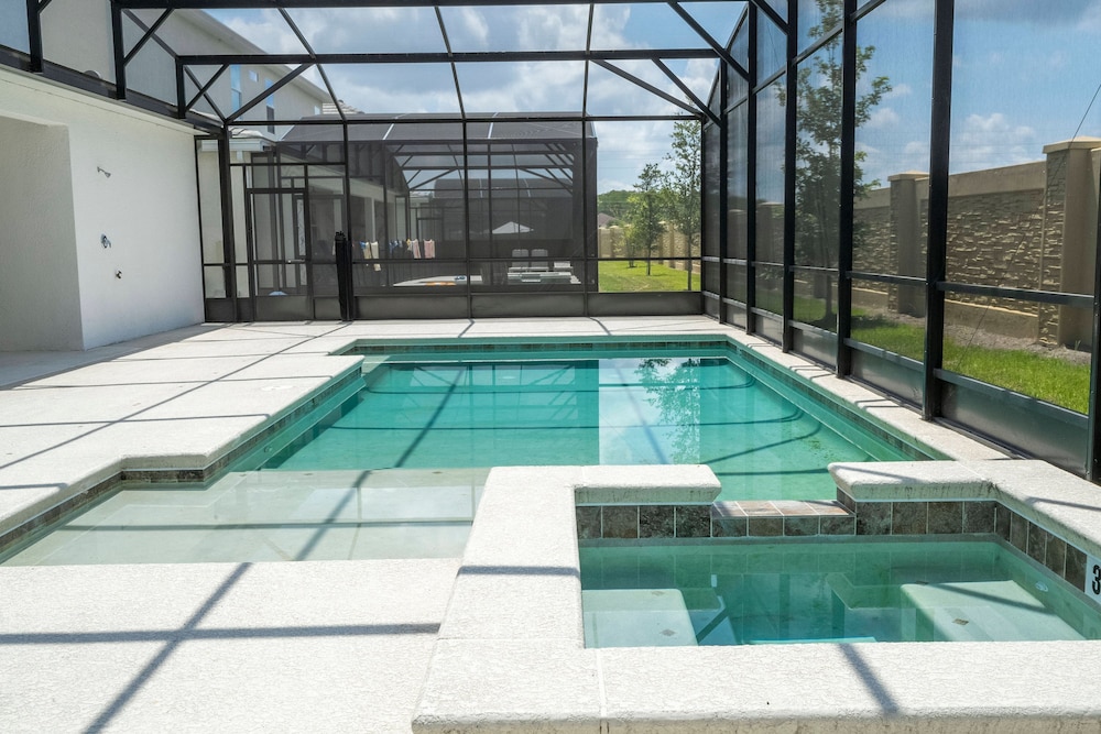 Stunning Masterpiece 15 Ensuites