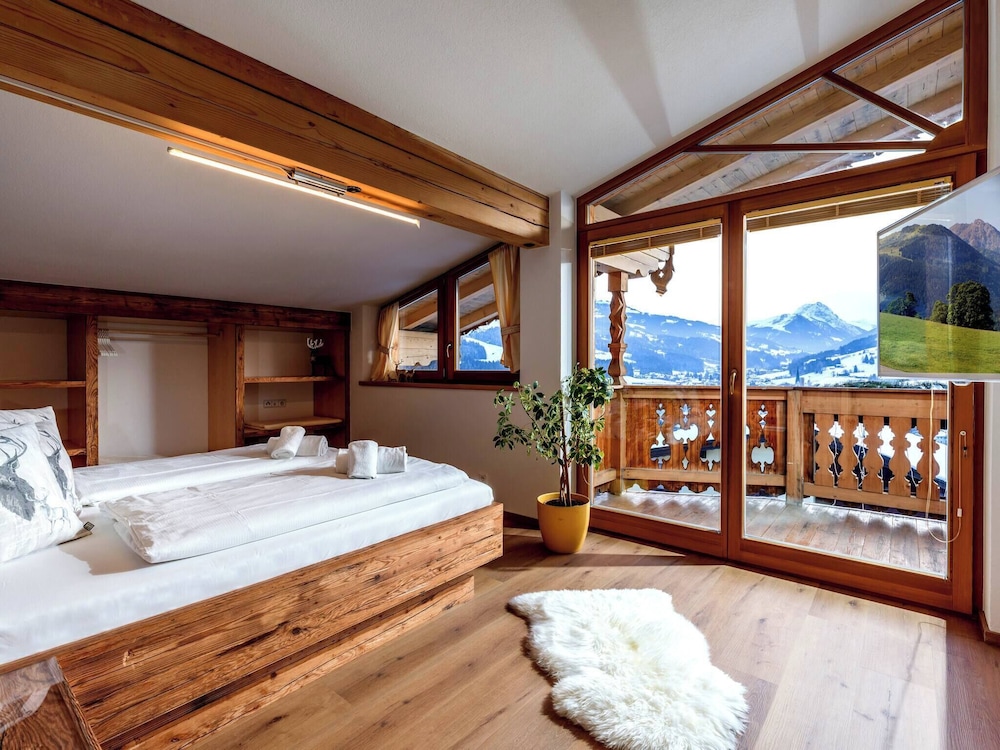Luxury Chalet 330 m² Sauna, Jacuzzi & Mountain View
