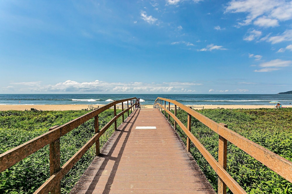 Charming apt w/ Balcony 150m From the Beach Abc0403