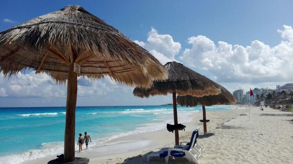 Solymar Cancun Condos