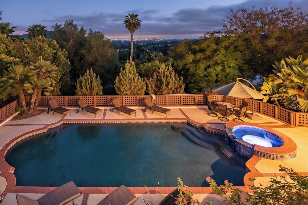 Private Estate w/ Pool, Hot Tub & Fire Pit Near Encinitas The Ranch by Avantstay