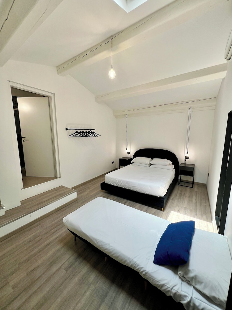 Room Verona Ai Conti