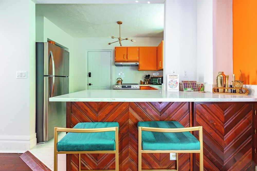 Jungle House Boutique Suites – Short North & Convention Center