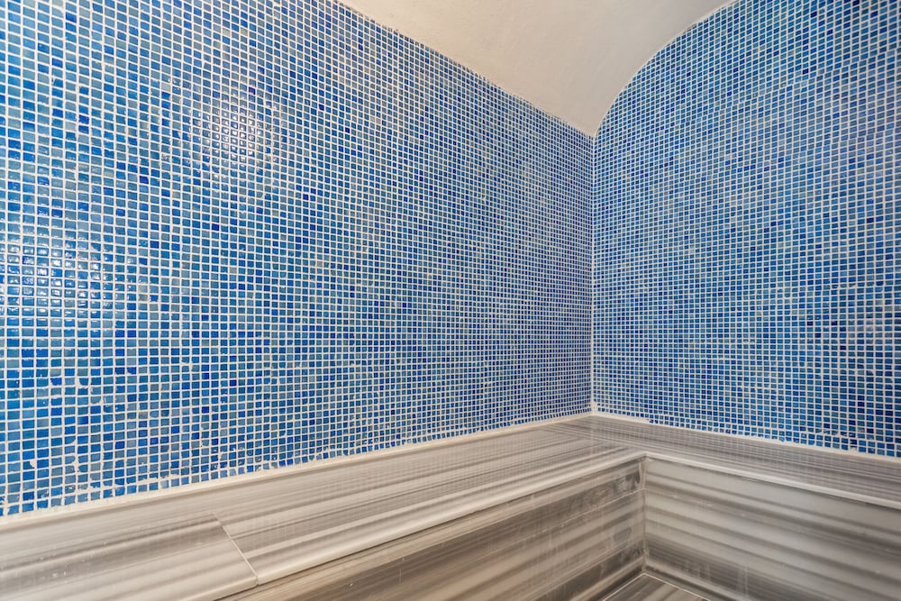 Mogons Exclusive Hotel - Image 123