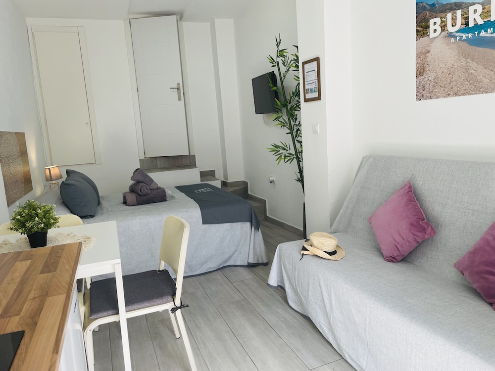 Estudio Burriana Jimena by At Home Costa del Sol