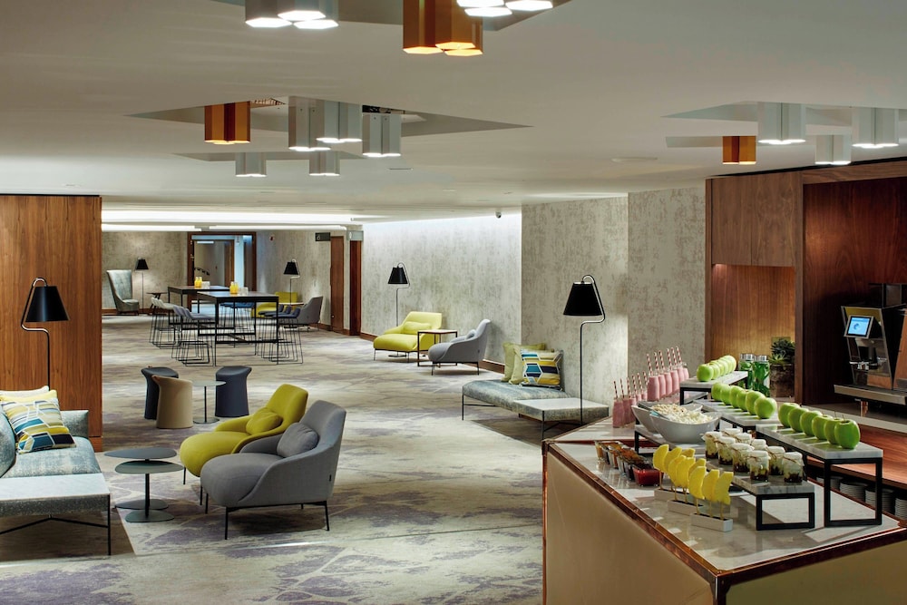 Hayes Vacations - London Heathrow Marriott Hotel - Property Image 3