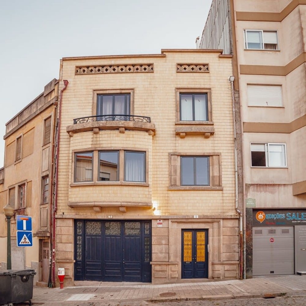Liiiving in Porto - Casa Duque Apartment III view 3
