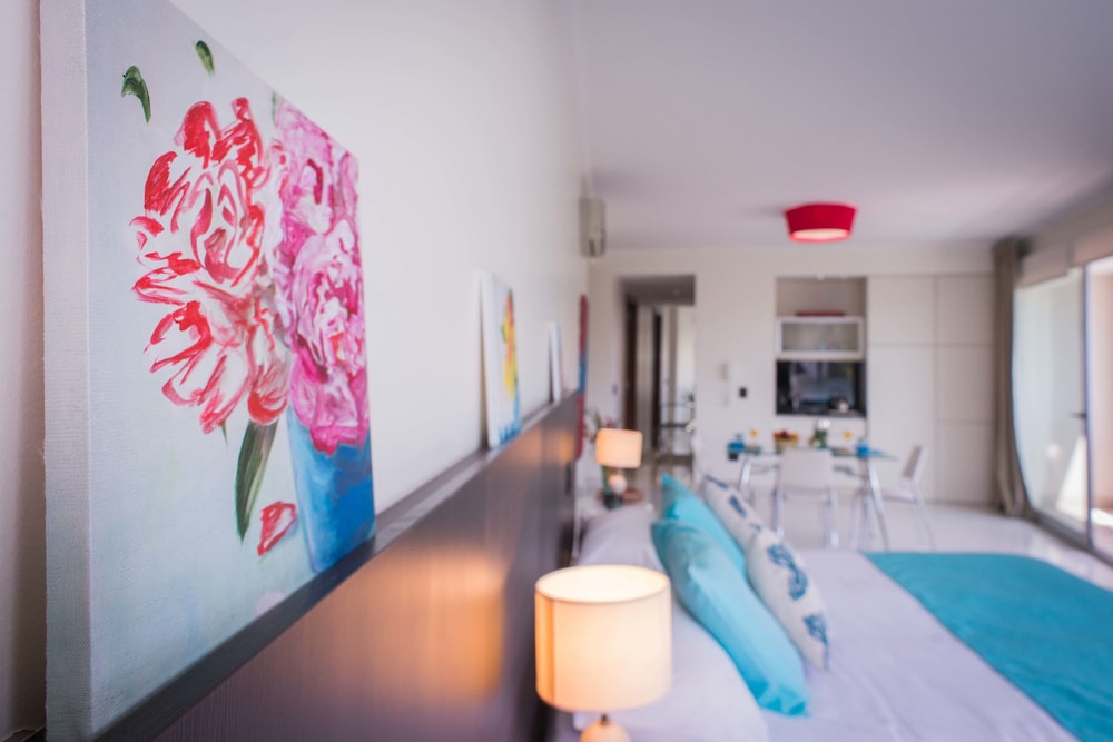 Soho Luxury Suites