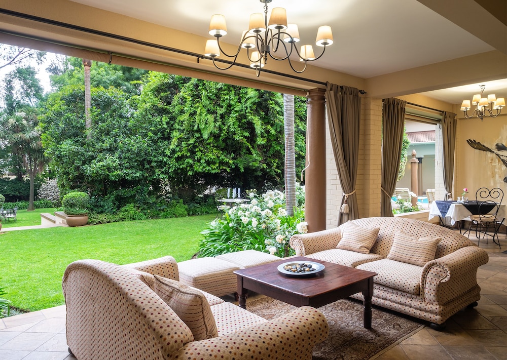 Johannesburg Vacations - 10 2nd Avenue Houghton Estate - Property Image 26