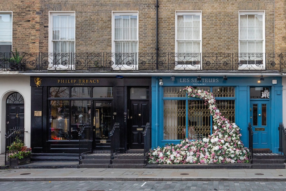 Eaton Mews South by Onefinestay