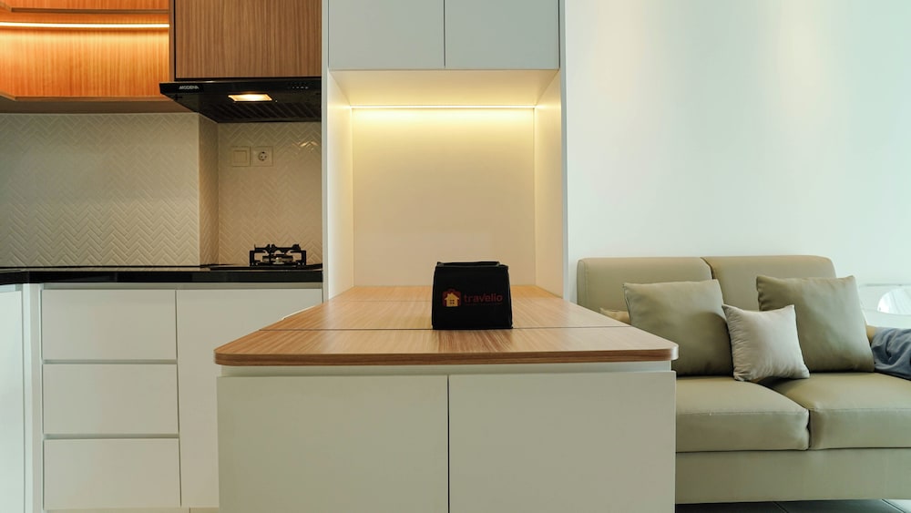 Modern Look And Comfy 2Br Apartment At M-Town Residence