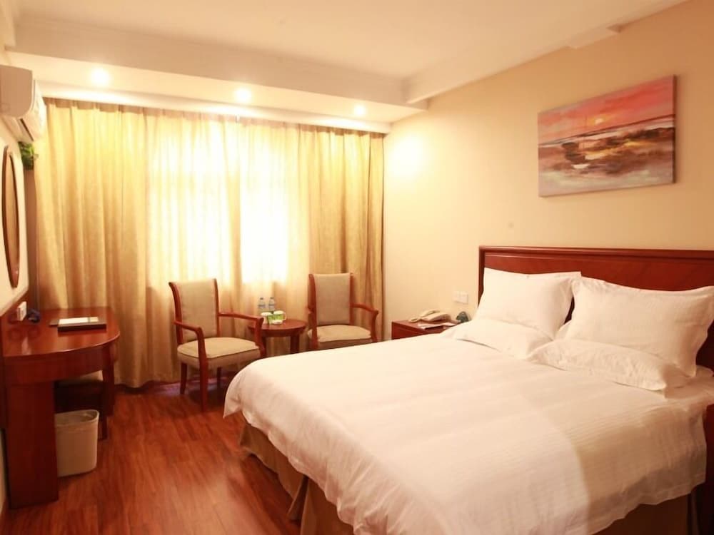 GreenTree Inn HeFei South High-Speed Railway Station BaoHe Avenue Baohe District Government Hotel