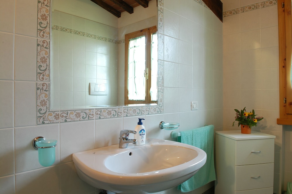 Agriturismo Il Pino - Tuscany Italy - Apartment Ginepro view 5