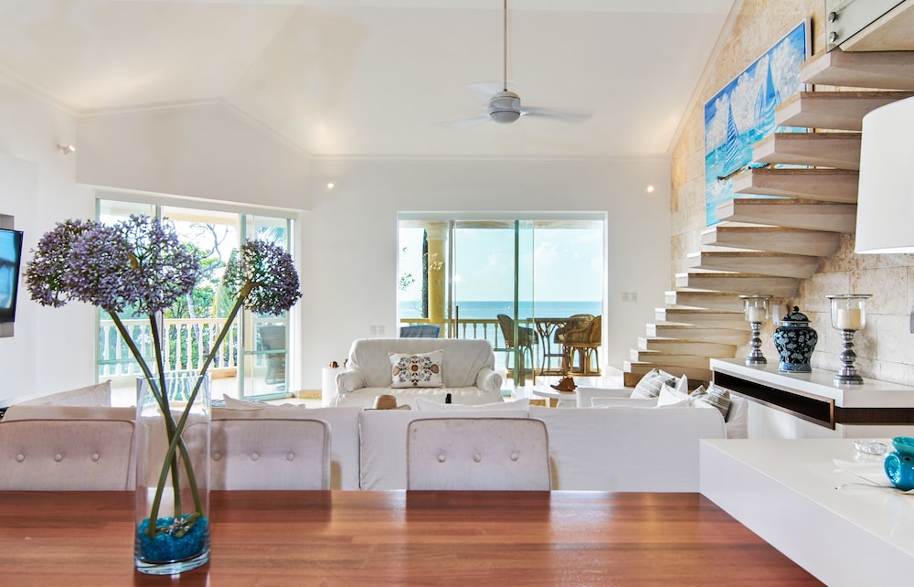 Luxury Penthouse Hispaniola Beach