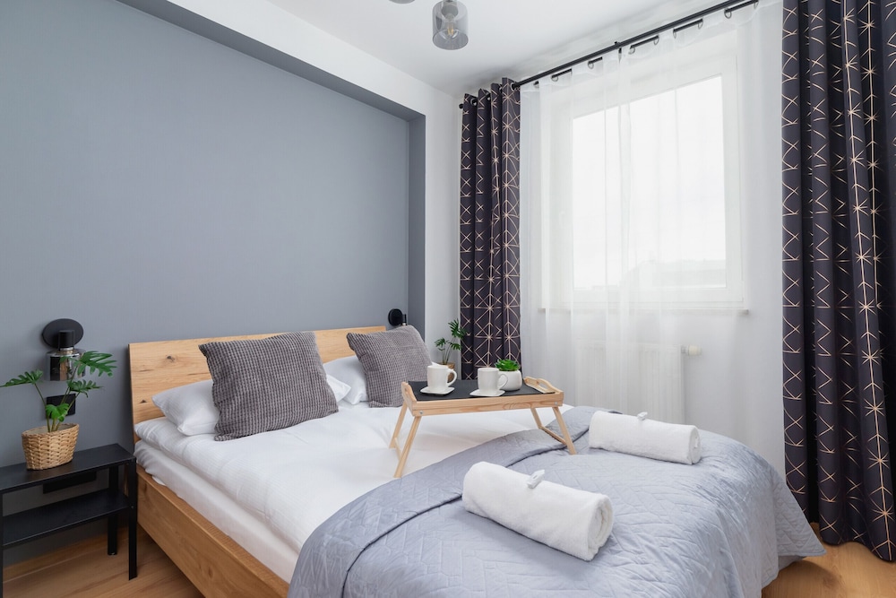 Cozy Apartment Chmieleniec by Renters view 5