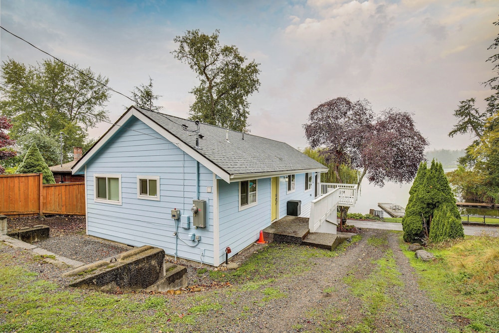 Spanaway Lakefront House: Dock, Fire Pit view 5