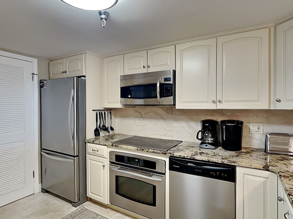 Breakers East by Southern Vacation Rentals
