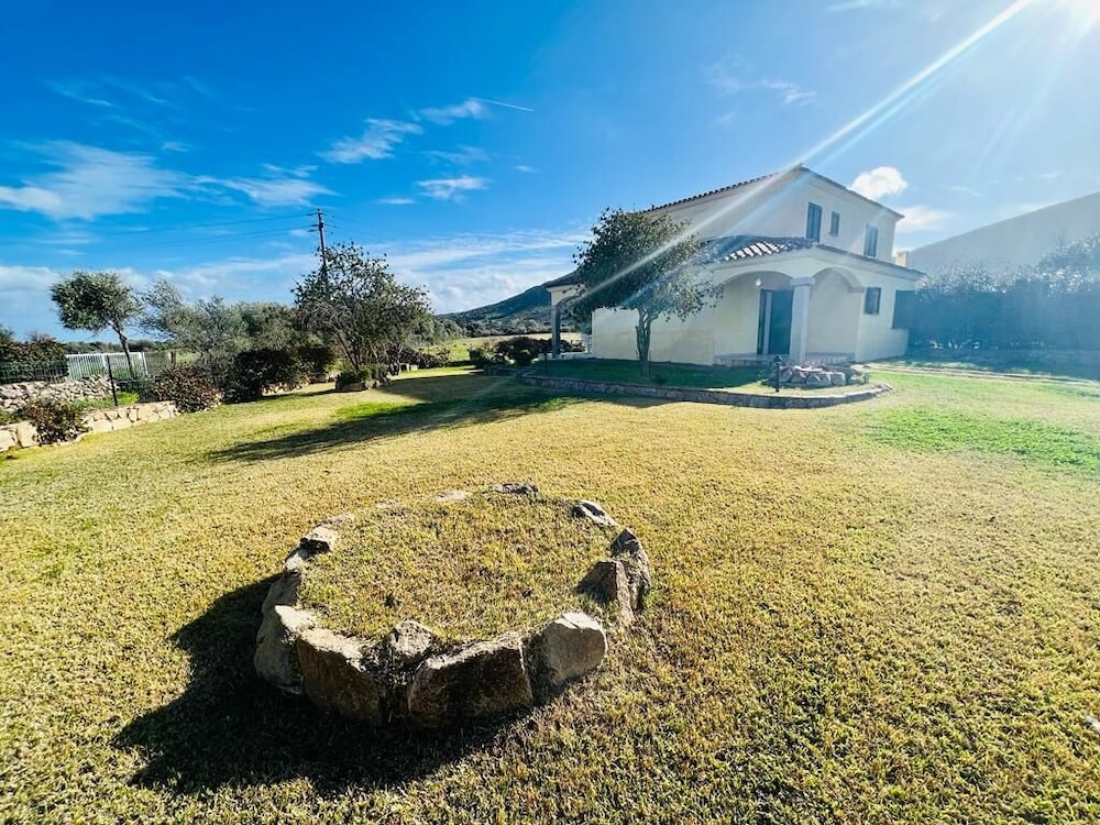 Casa Vacanza L'alzoni view 2
