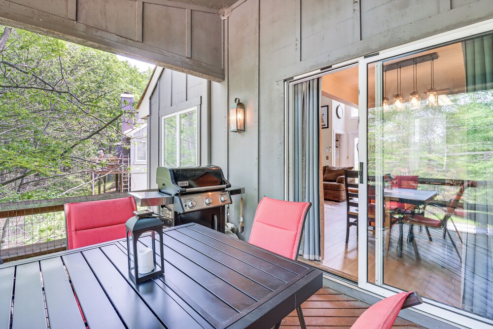 Steps to Jack Frost Ski Resort: Townhome w/ Decks