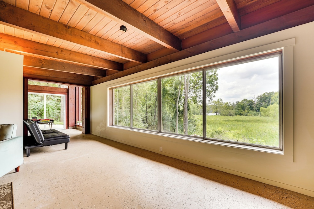 Fire Pits & Grill: Lakefront Jackson Home
