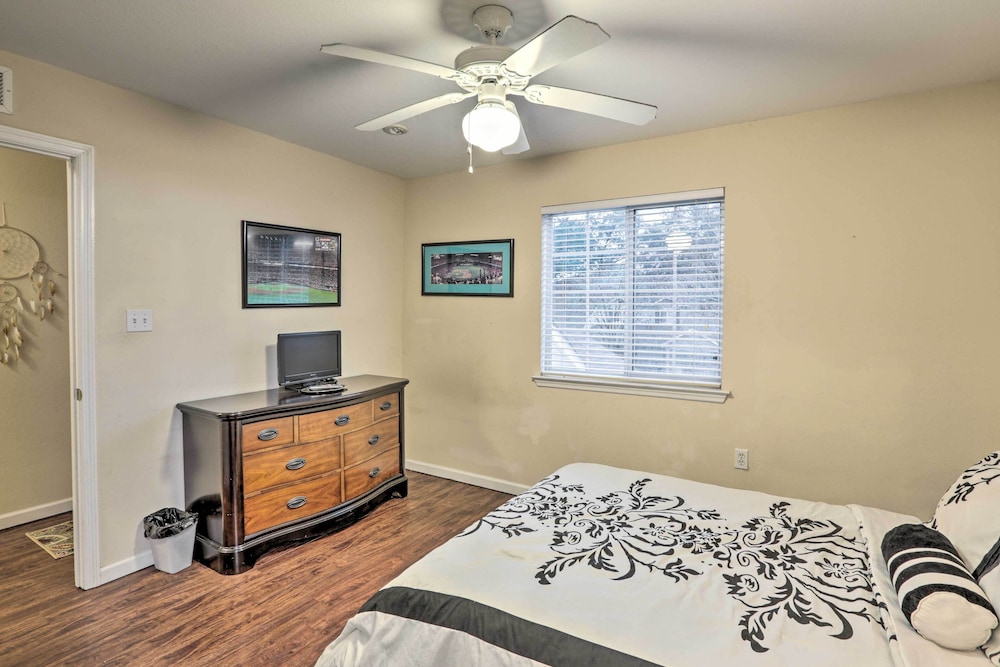 Tallahassee Townhome 4 Mi to College Town! view 2