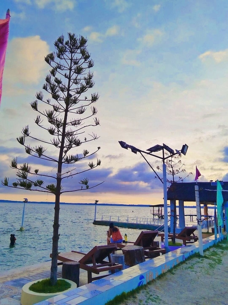 RGV Beach resort