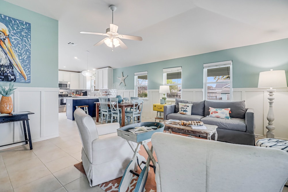 Sweet Magnolia 3 Bedroom Home by RedAwning view 2
