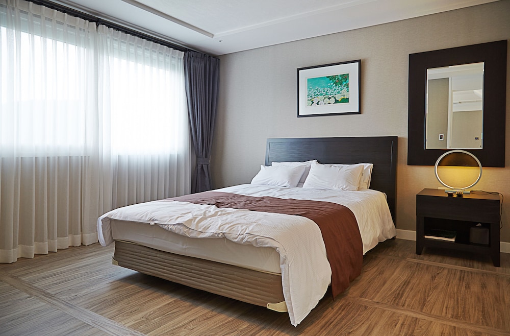 Oak Valley Resort 11