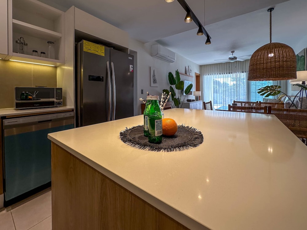 Fantastic new Golf View Apartment
