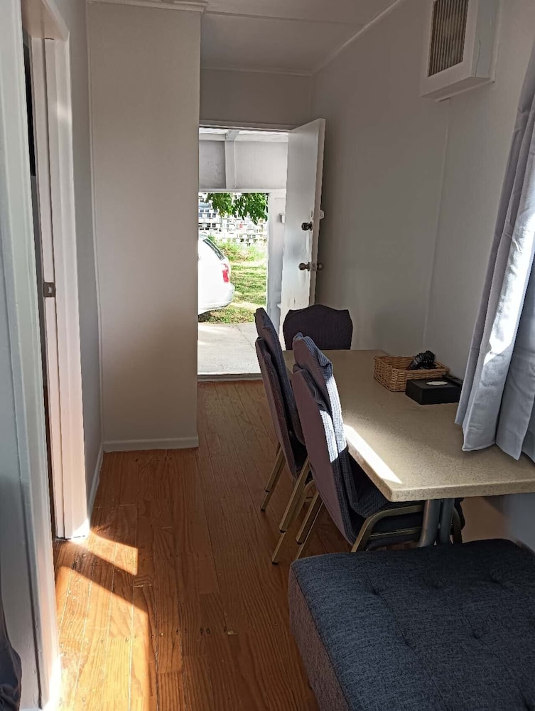 1 Bedroom Garden Chalet at 638B Te Ngae