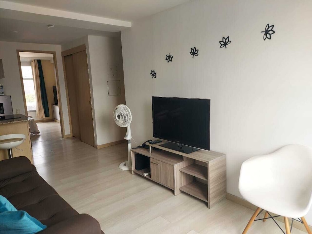 Lovely one bedroom condo in Laureles