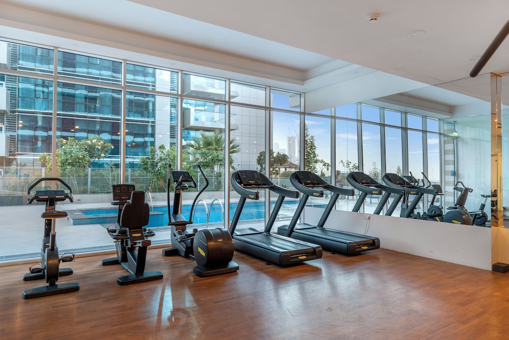 Chic 1BR Canal View at Waves Tower