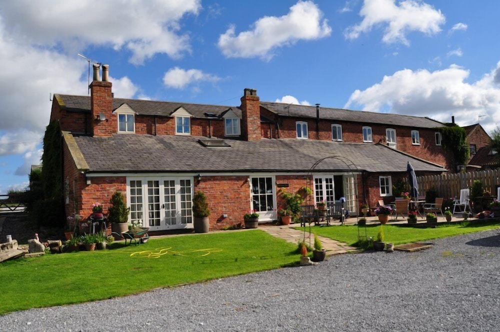 Hotel Skipbridge Farm Cottages - Image 1