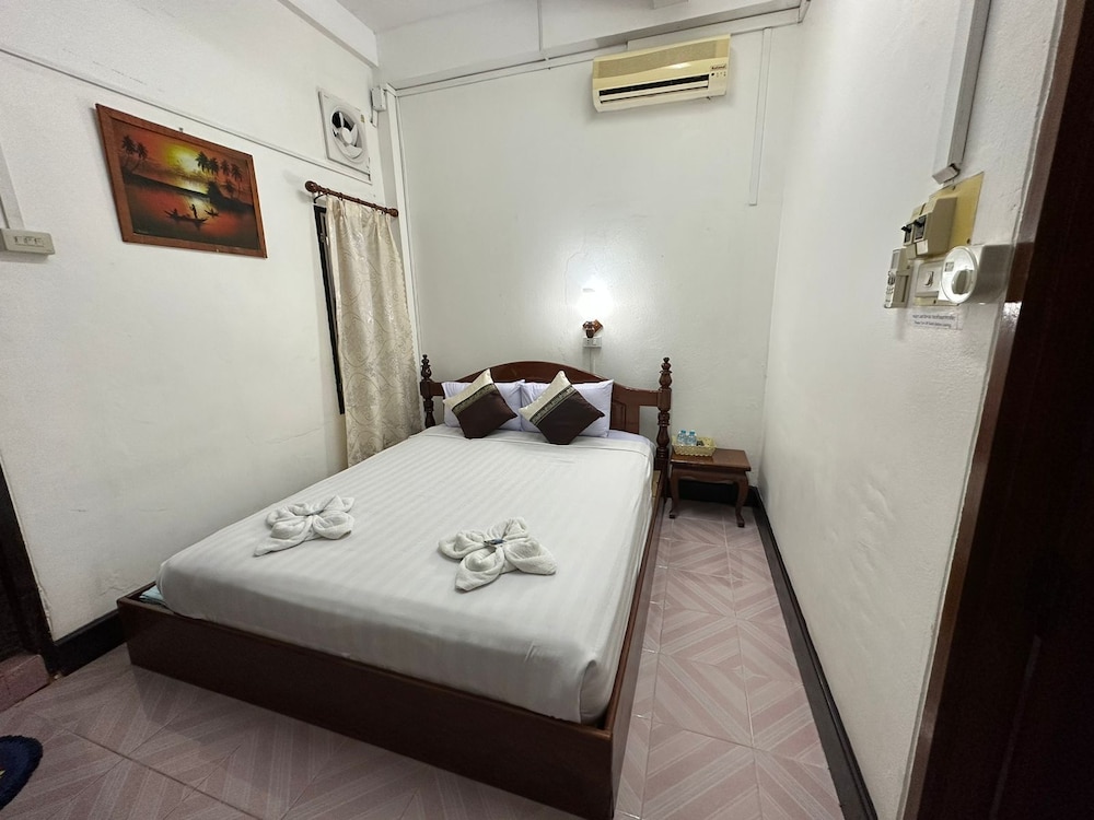 Rattana Guesthouse