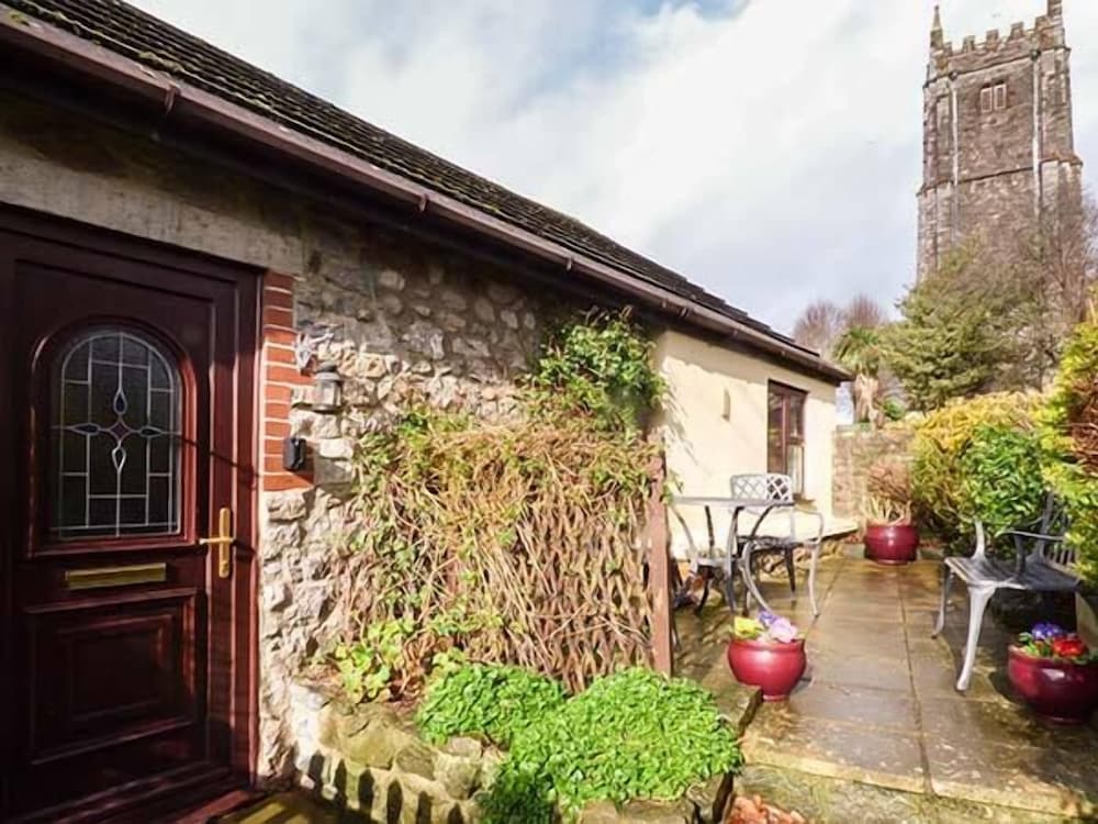 Newton Abbot Vacations - Fairwater Mill Cottage - Property Image 1