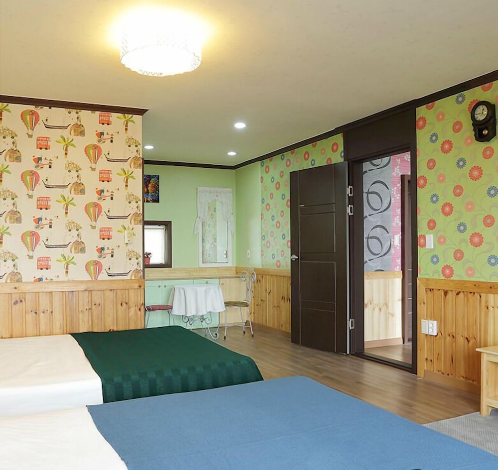 Petit Maison Pension