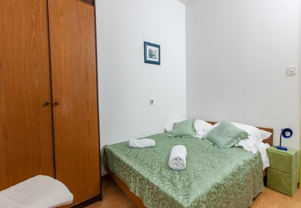 Jadro - 250 m From Beach - A4prizemlje view 3