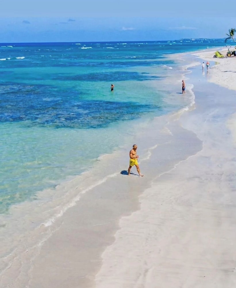 Playa Palmera Beach Front Apartments
