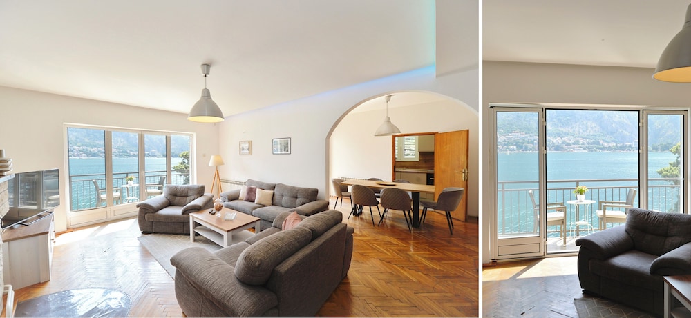 HOUSE 44 Apartments