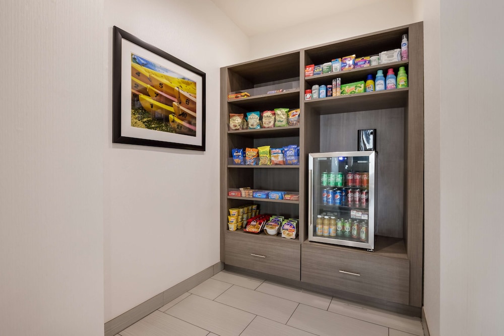 Best Western NSU Inn - Property Image 8